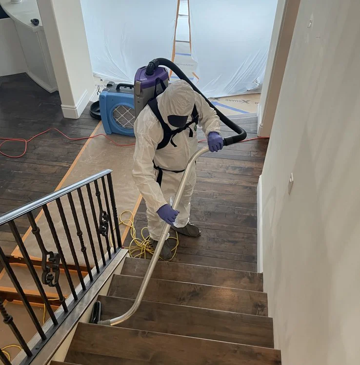 home-biohazard-cleanup-stairway